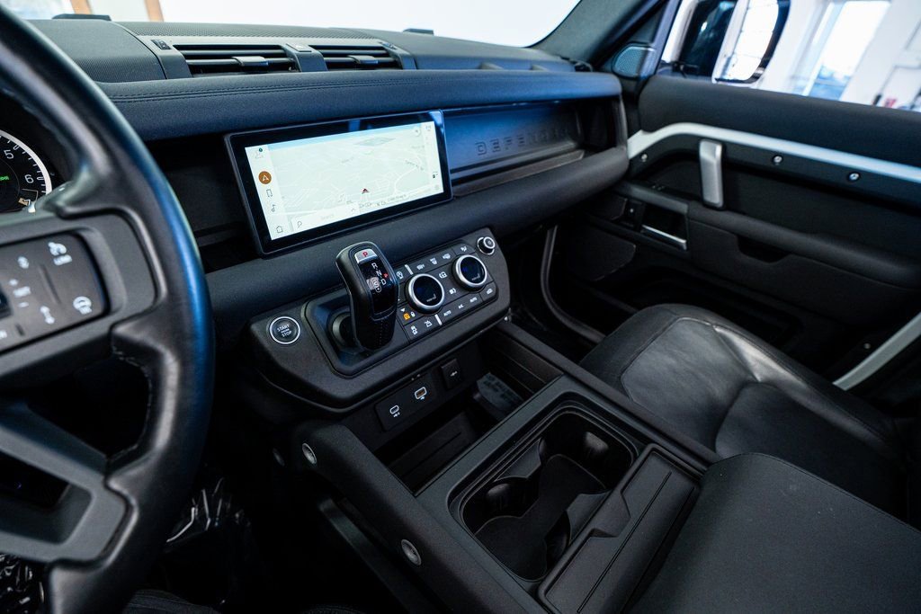 2023 Land Rover Defender 110 X-Dynamic SE