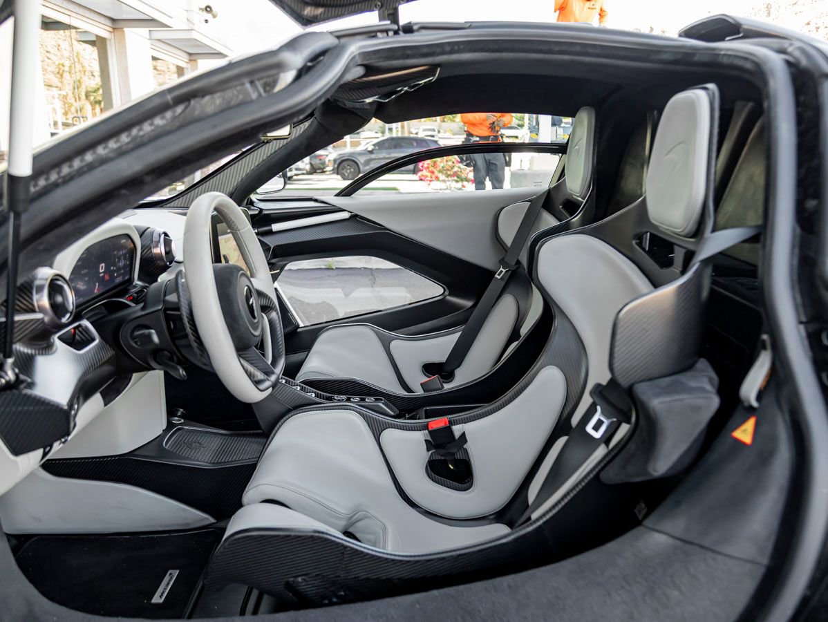 Used 2019 McLaren Senna photo 22