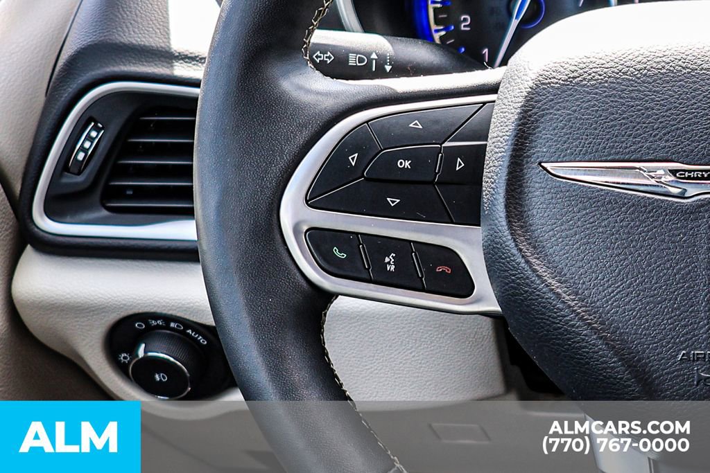 2024 Chrysler Pacifica Touring-L