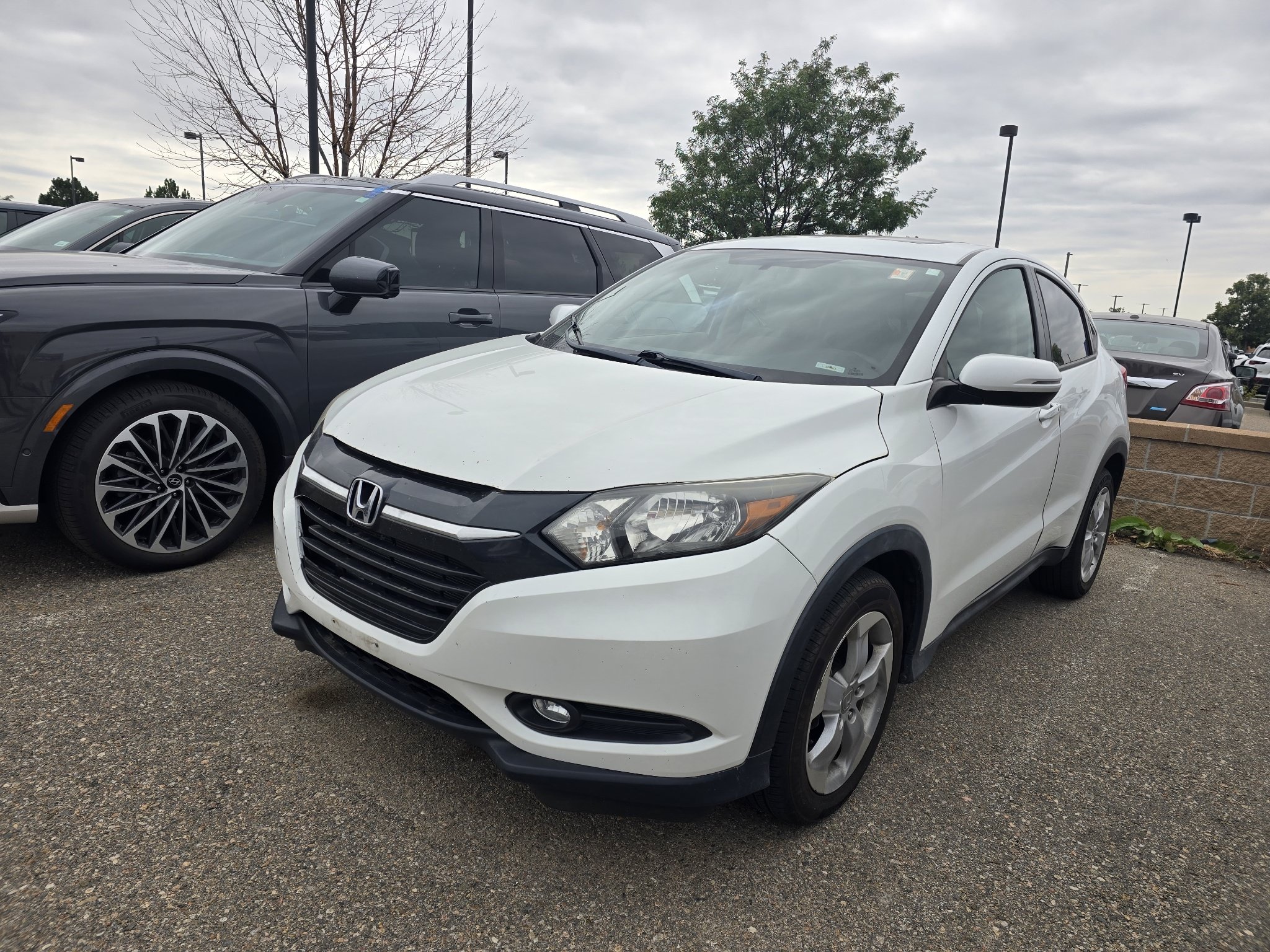 Used 2016 Honda HR-V EX