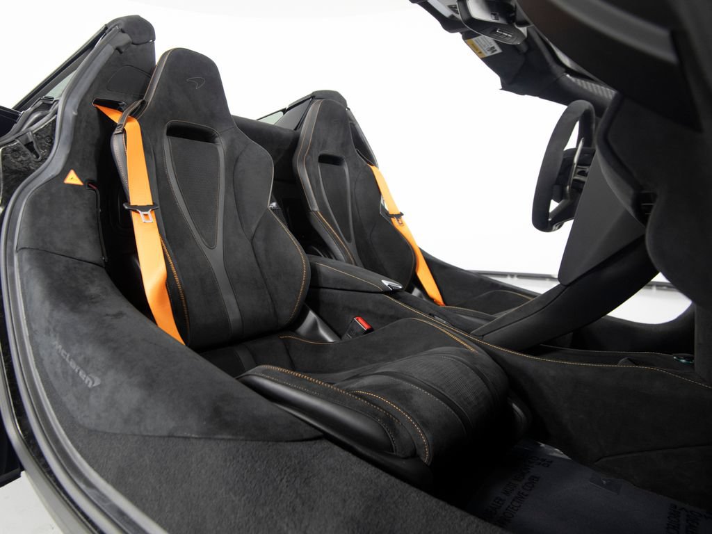 Used 2024 McLaren 750S Spider photo 35
