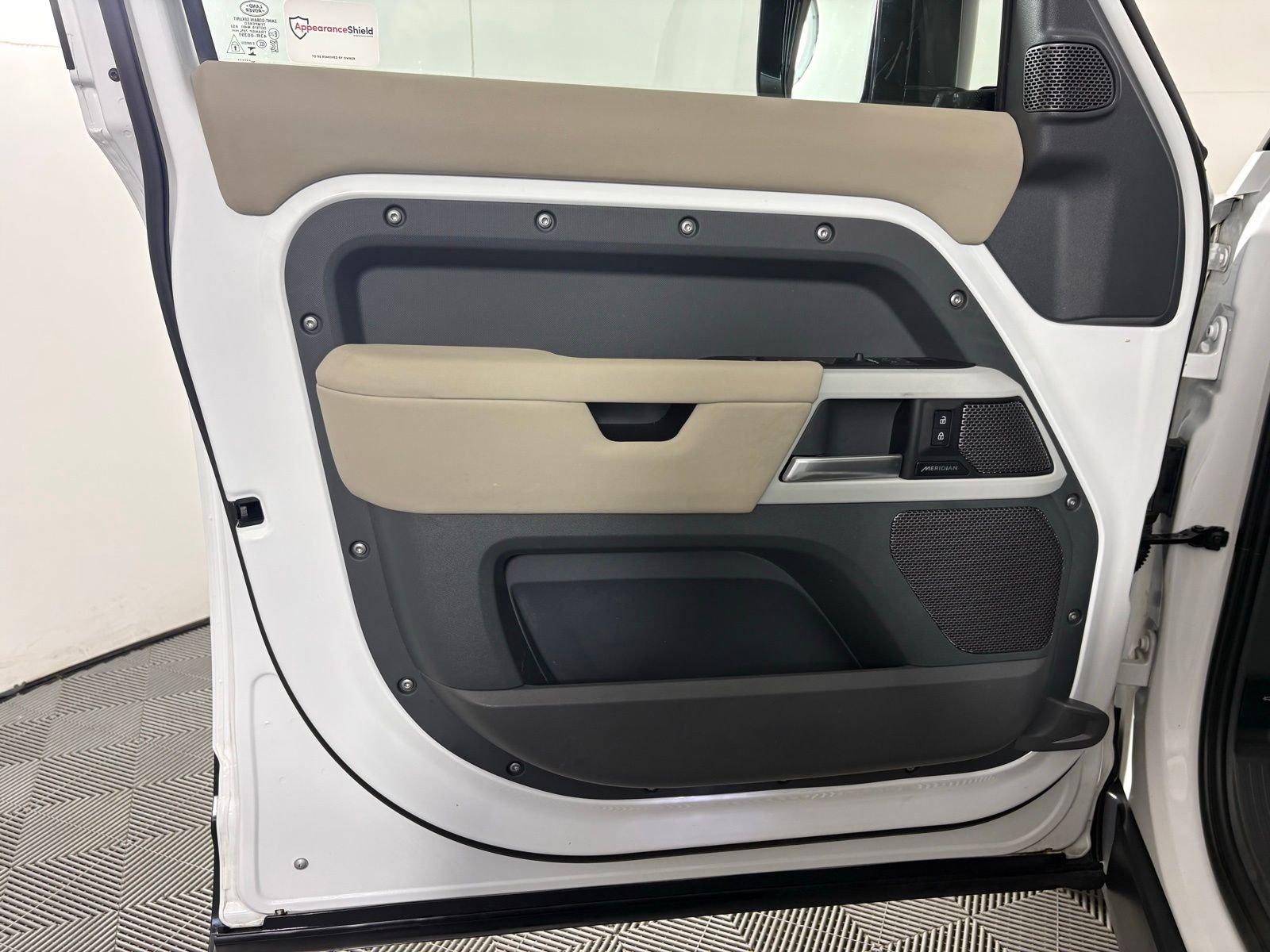 2024 Land Rover Defender 110 S