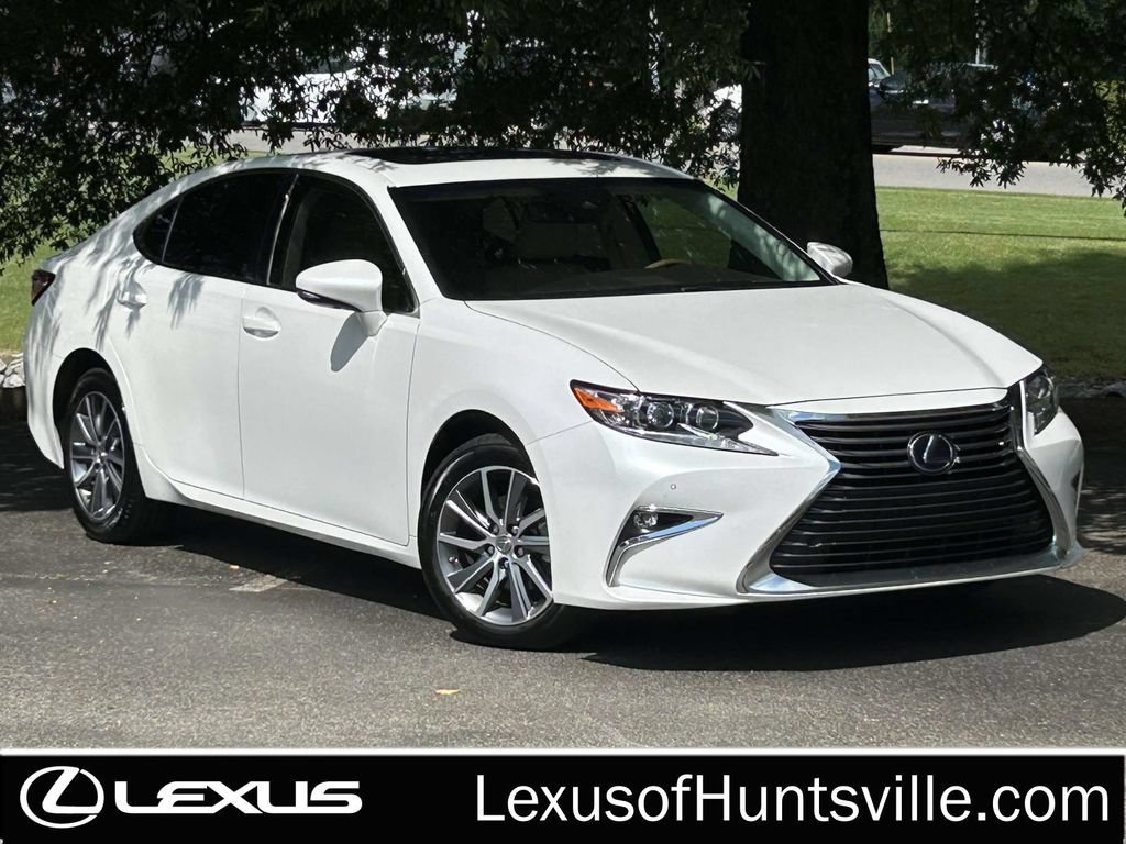 Used 2018 Lexus ES 300h w/ Luxury Package