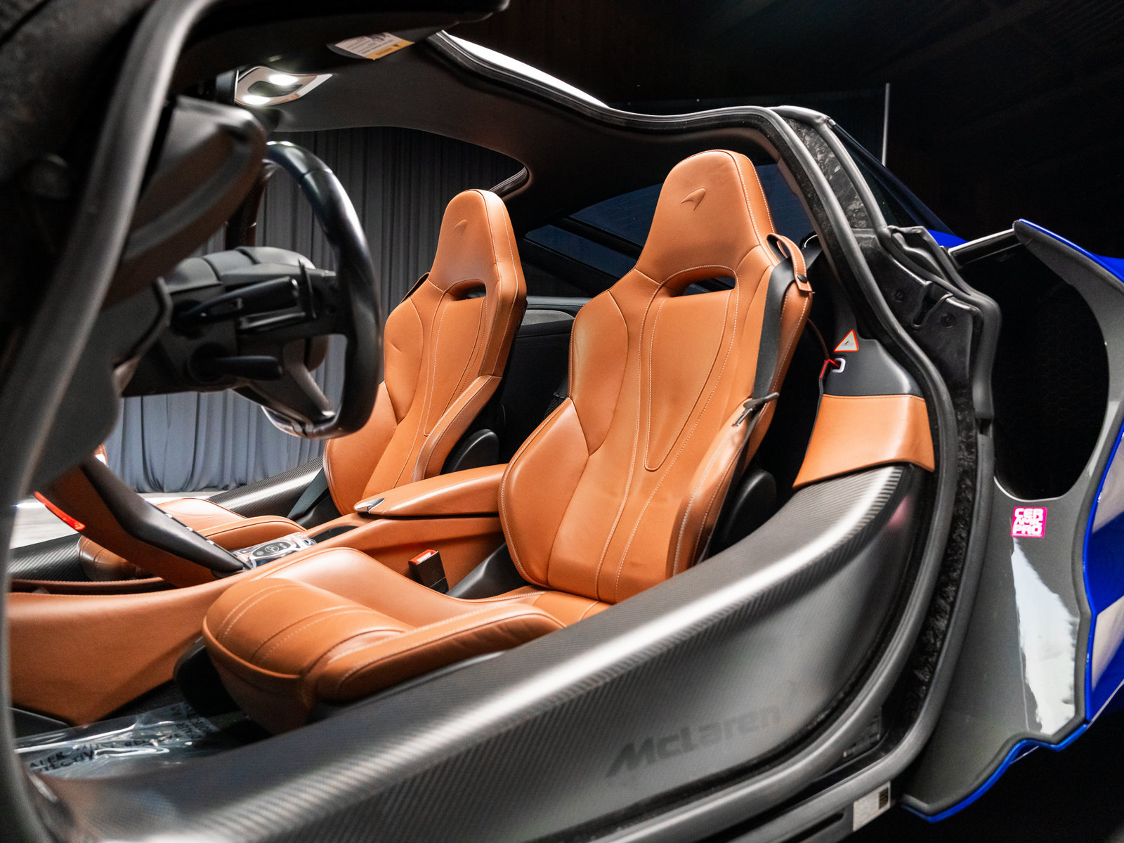 Used 2018 McLaren 720S Luxury photo 45