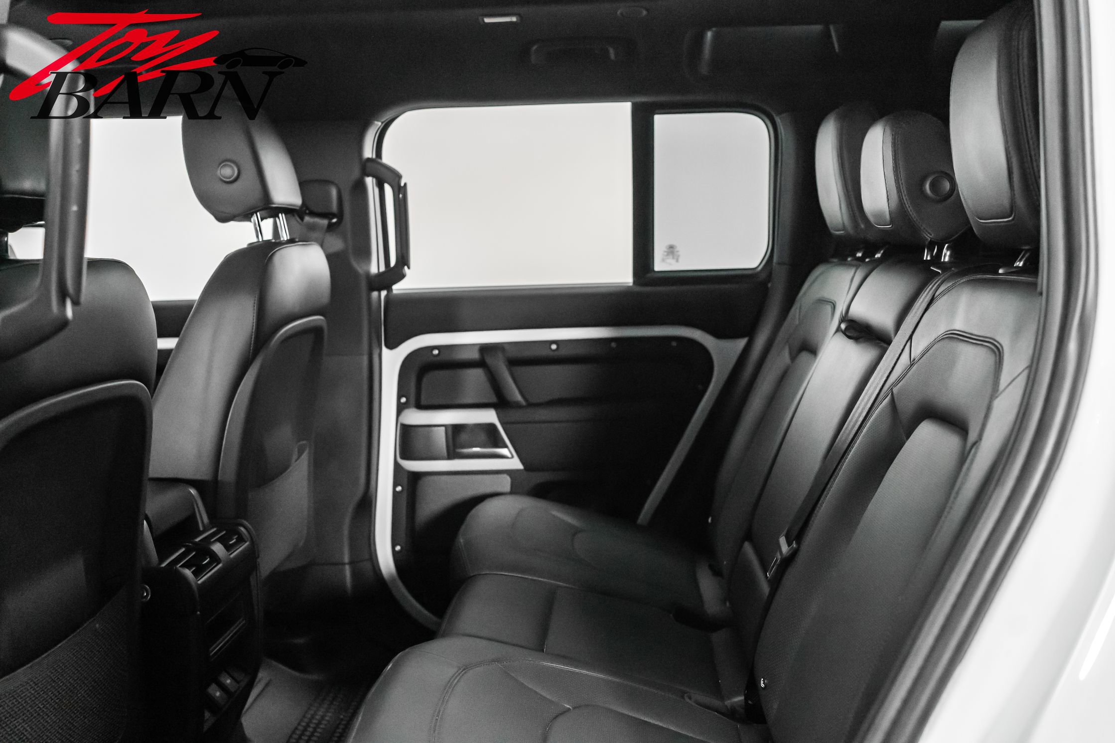 2024 Land Rover Defender 110 S