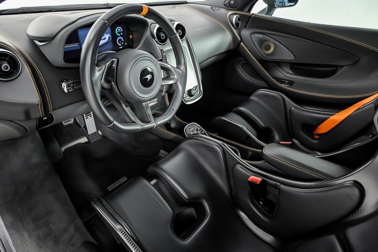 Used 2019 McLaren 600LT photo 18