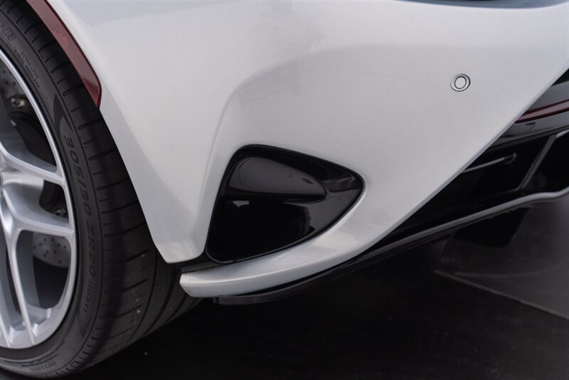 Used 2024 McLaren 750S Spider photo 35