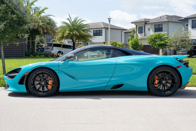 Used 2022 McLaren 720S Spider photo 15