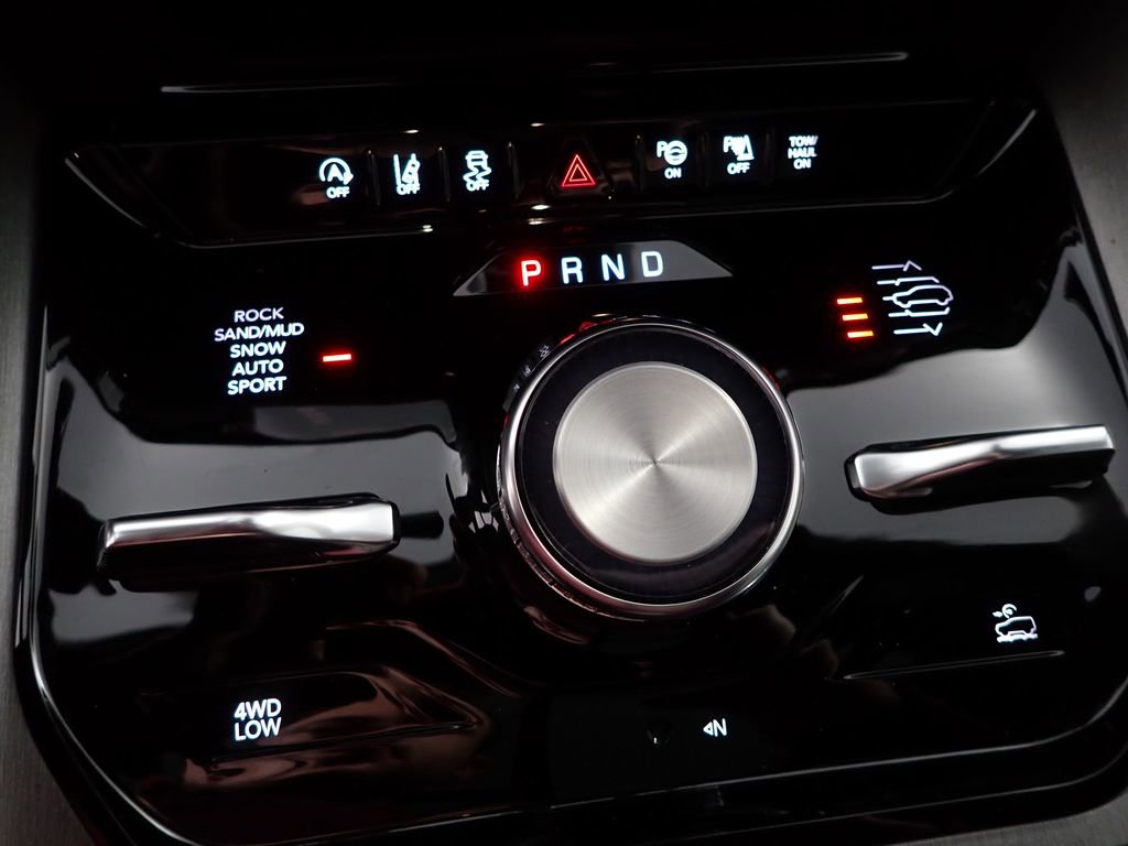 2026 Jeep Grand Wagoneer 4WD