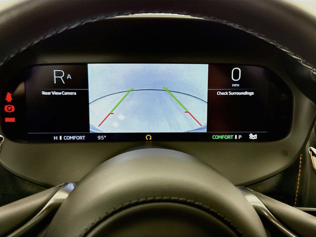 Used 2024 McLaren 750S photo 19