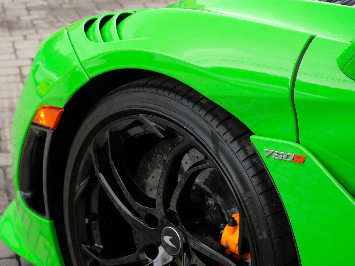 Used 2024 McLaren 750S Spider photo 21