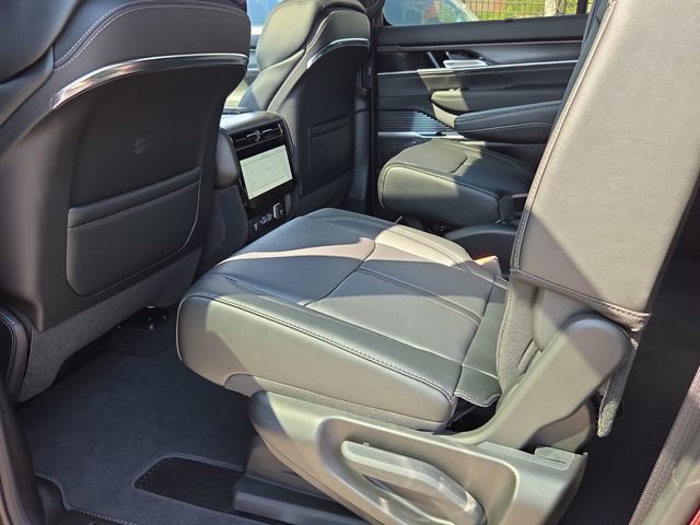 2026 Jeep Grand Wagoneer Summit