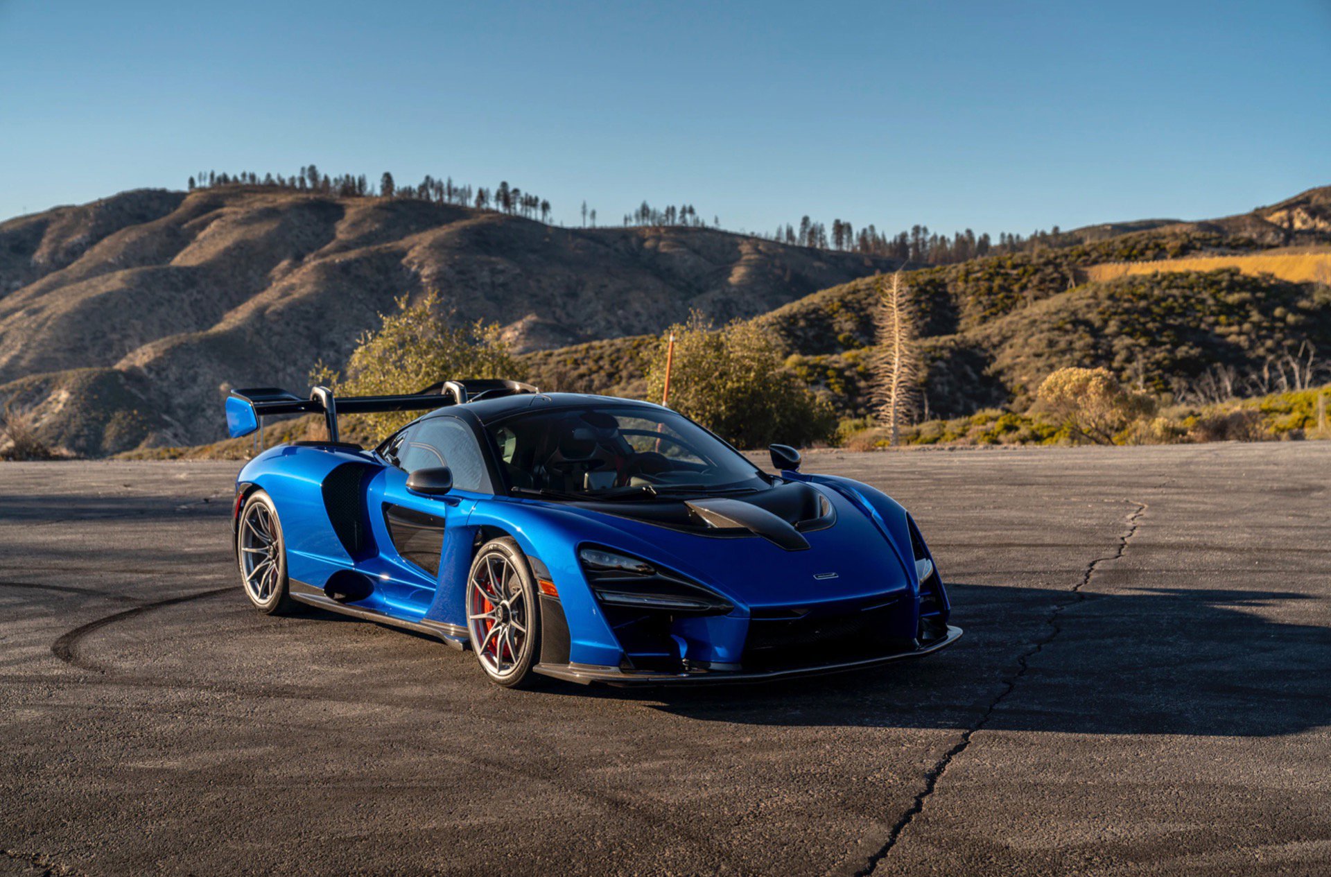 Used 2019 McLaren Senna Coupe ULTRA RARE Only 1685 Mil photo 80