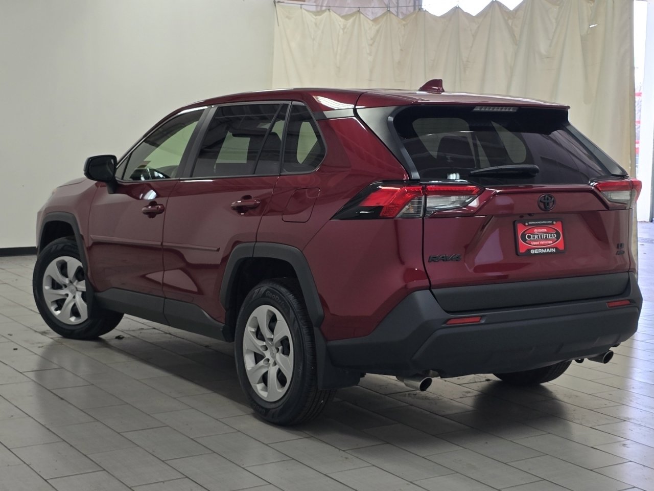 2022 Toyota RAV4 LE