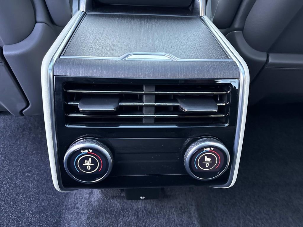 2024 Land Rover Range Rover Long Wheelbase Autobiography