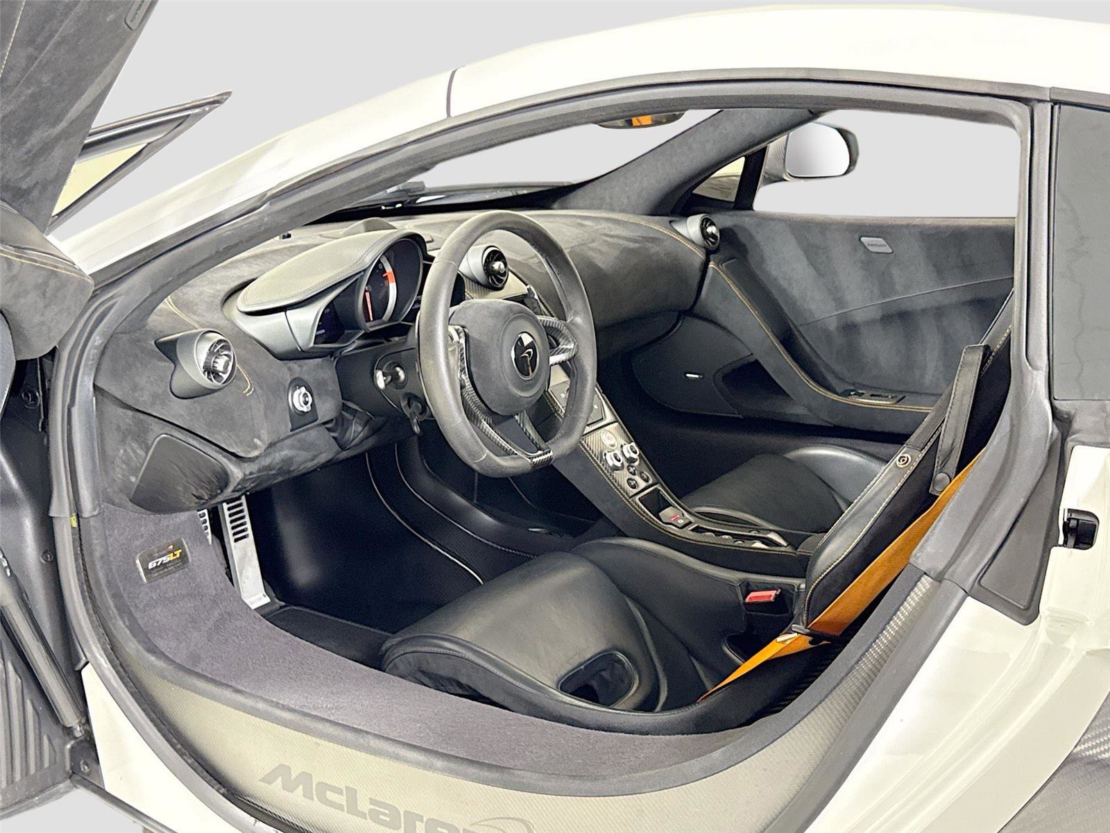 Used 2016 McLaren 675LT Coupe photo 13