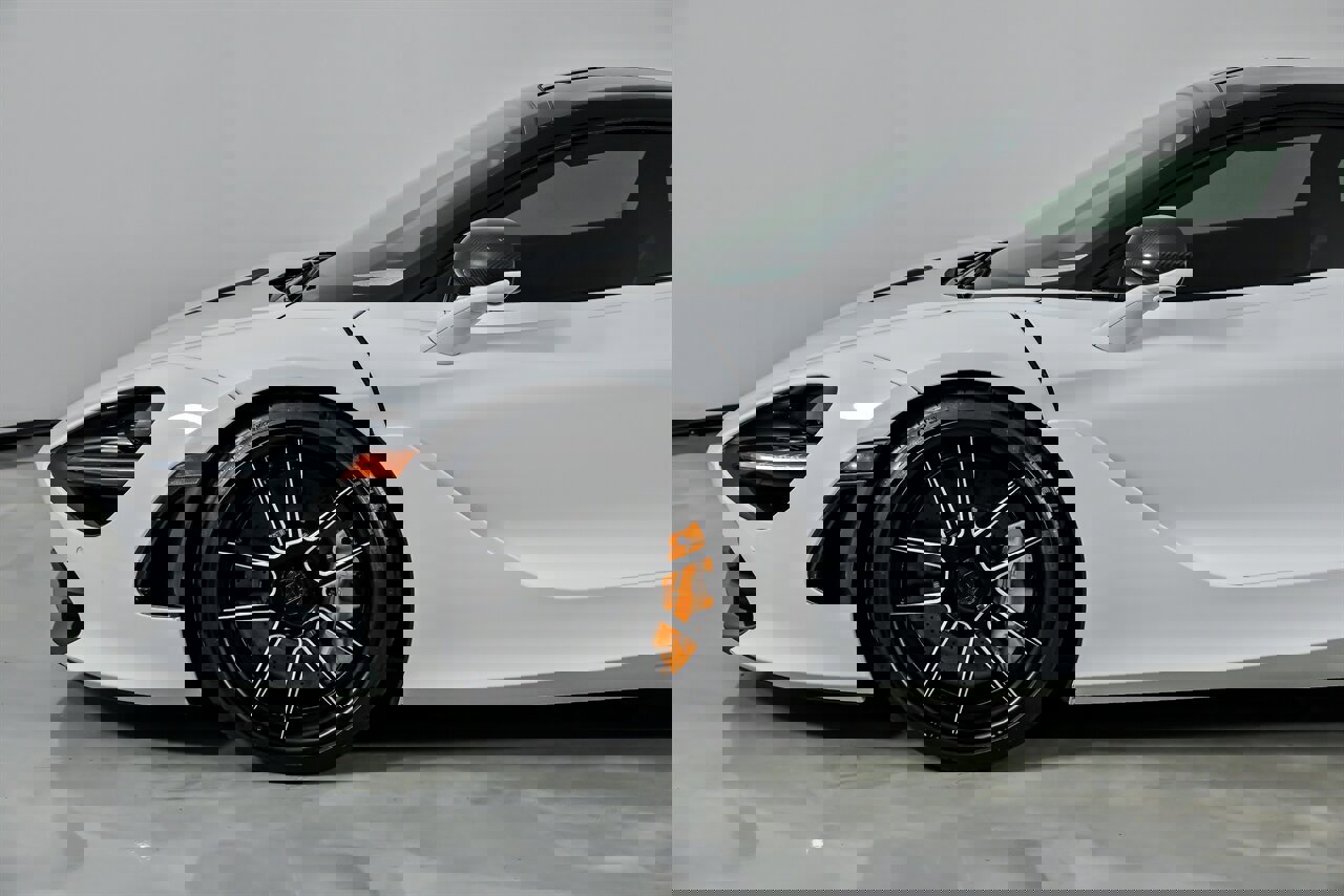 Used 2019 McLaren 720S Performance photo 8