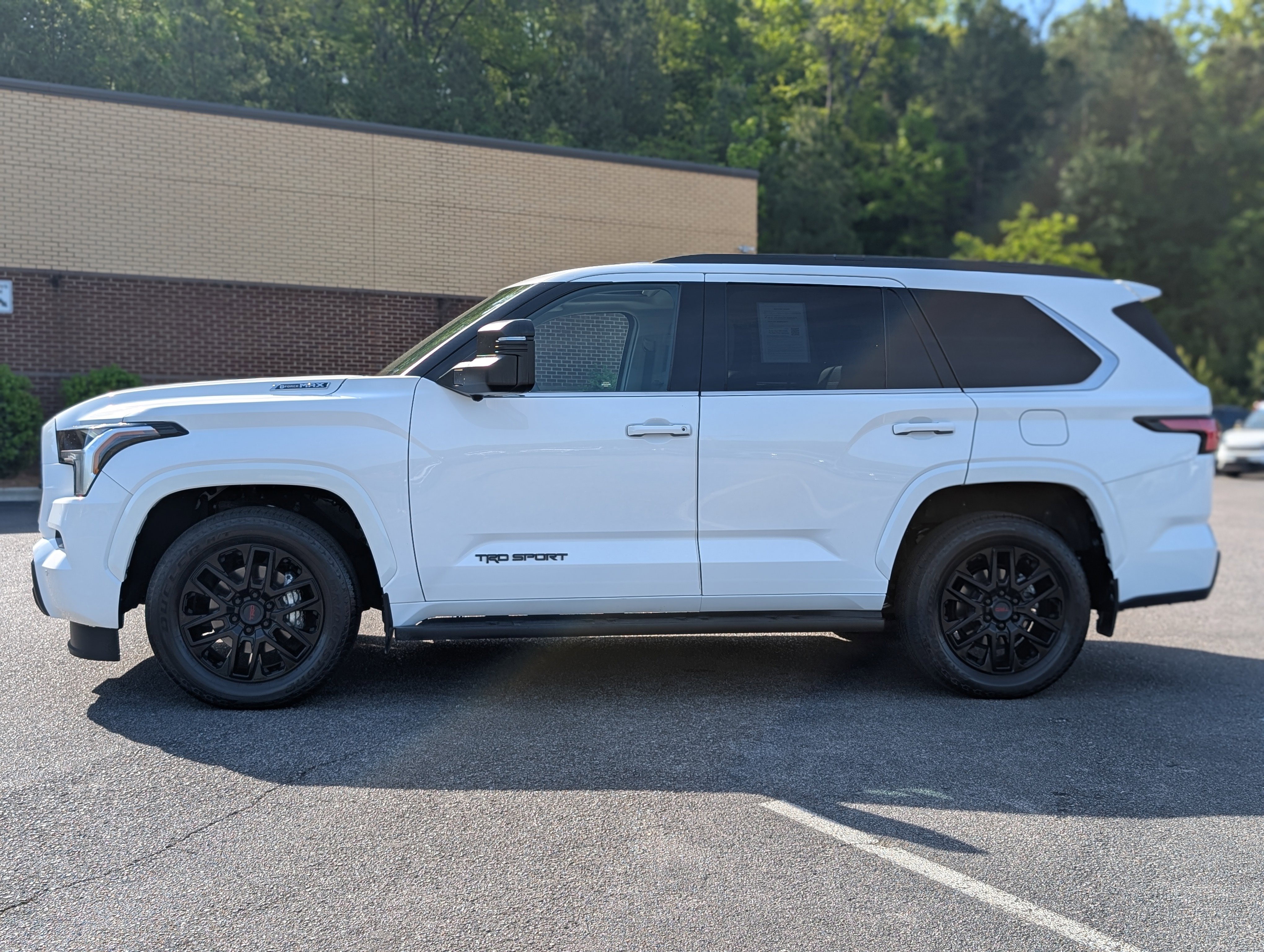 2023 Toyota Sequoia SR5