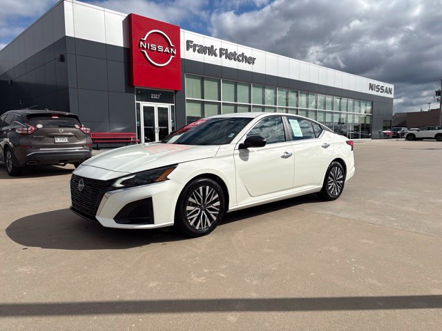 Used 2025 Nissan Altima 2.5 SV