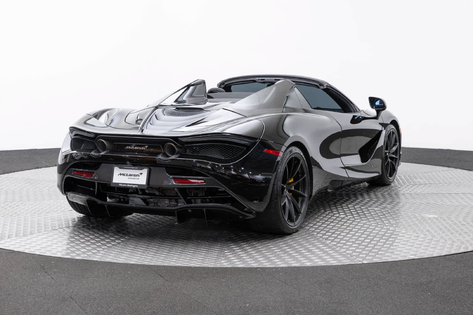 Used 2022 McLaren 720S Spider photo 7