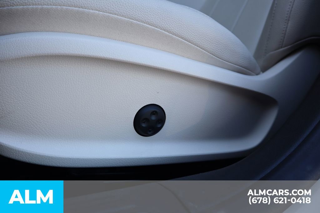 2025 Mercedes-Benz CLA 250