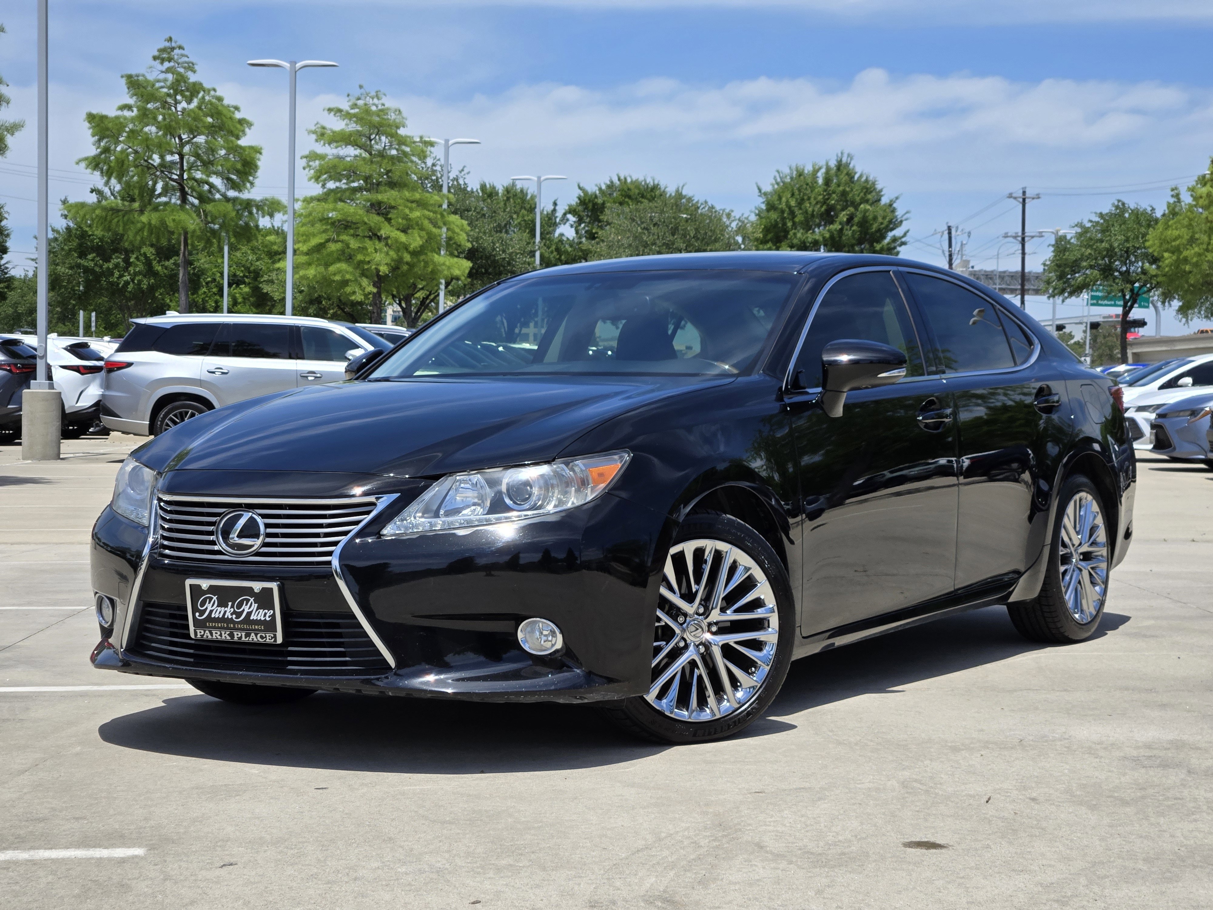 Used 2013 Lexus ES 350 w/ Luxury Pkg