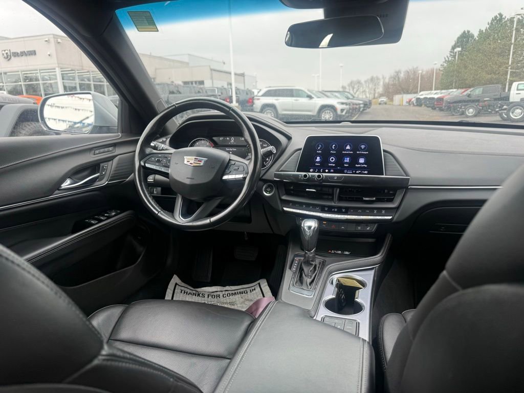 2023 Cadillac CT4 Premium Luxury