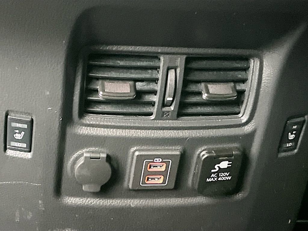 2024 Nissan Titan Platinum Reserve