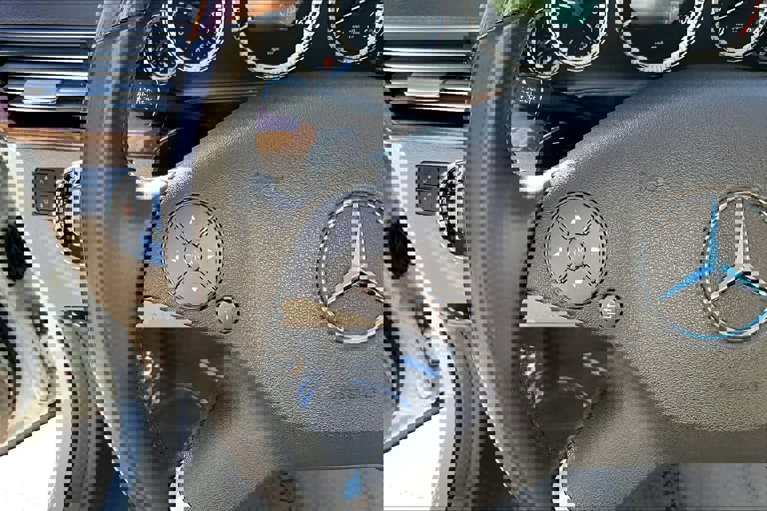 2011 Mercedes-Benz E 350 Sedan