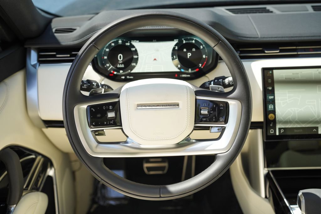 2025 Land Rover Range Rover SE