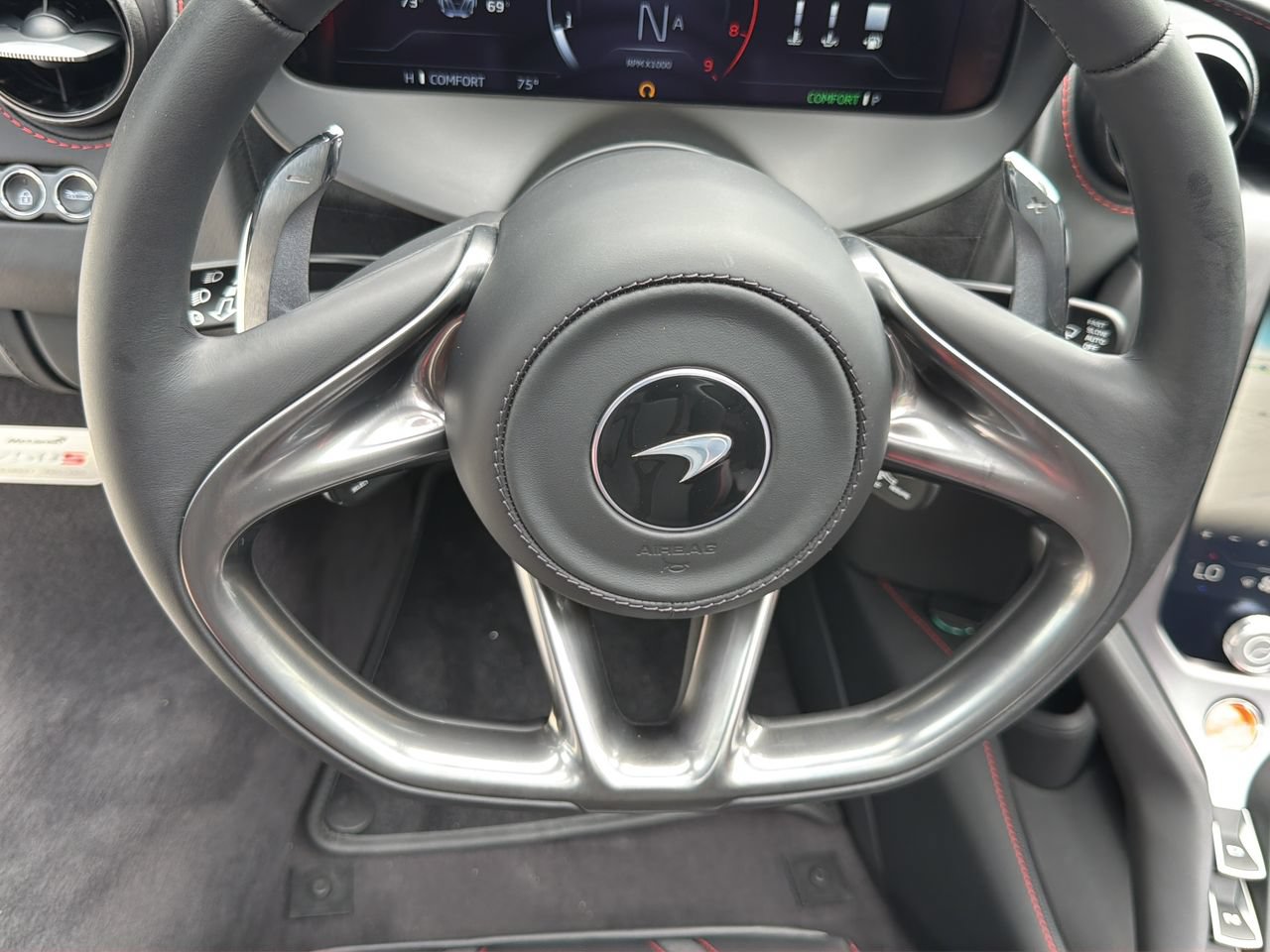 Used 2025 McLaren 750S Spider photo 22