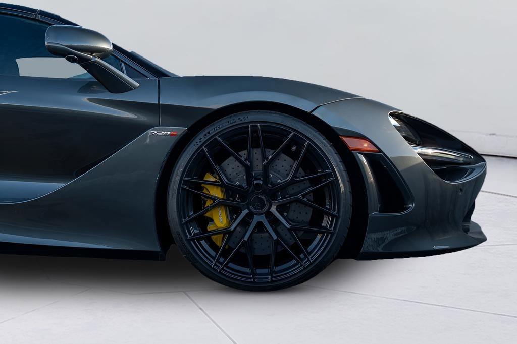Used 2020 McLaren 720S Spider photo 25