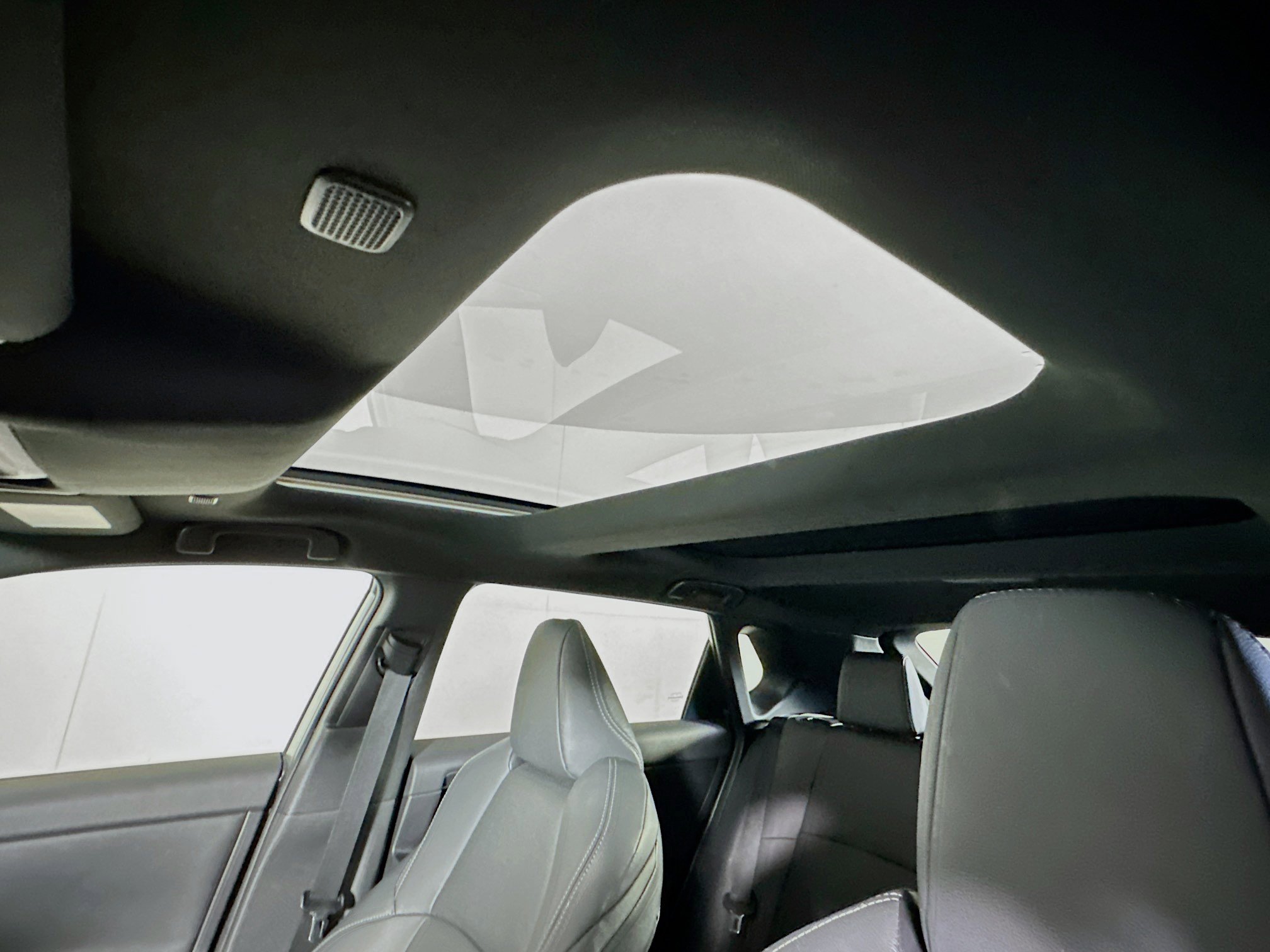 2023 Toyota bZ4X Limited