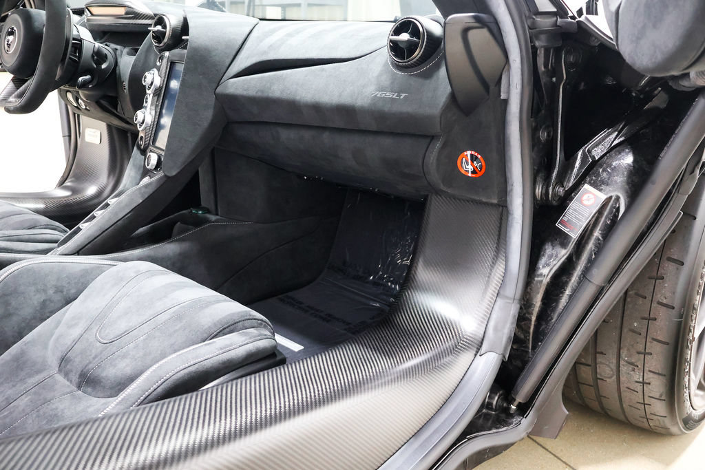 Used 2022 McLaren 765LT photo 69