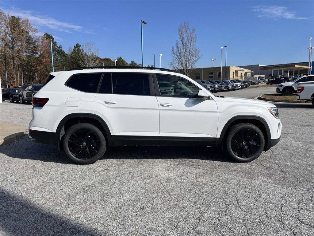 2026 Volkswagen Atlas SE
