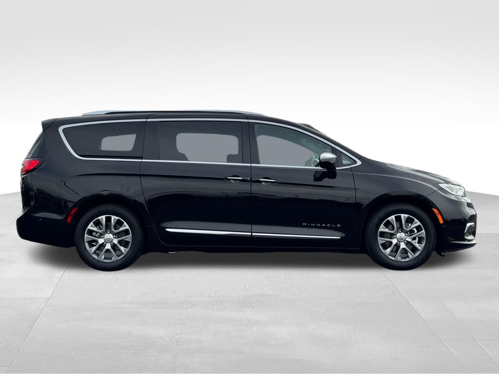 2024 Chrysler Pacifica Pinnacle