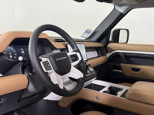 2025 Land Rover Defender 110 S