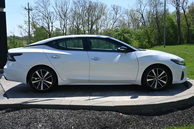 2023 Nissan Maxima SL
