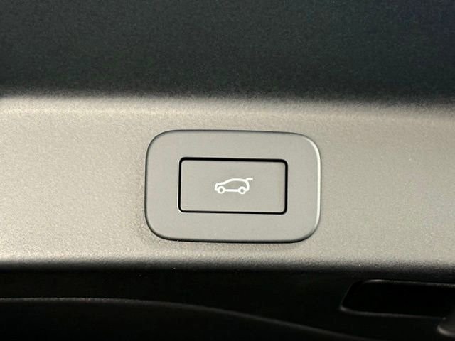 2026 Jaguar F-Pace R-Dynamic S