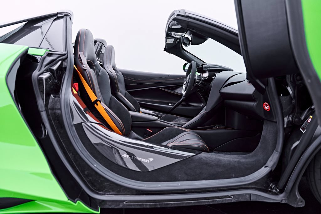 Used 2025 McLaren 750S Spider photo 57