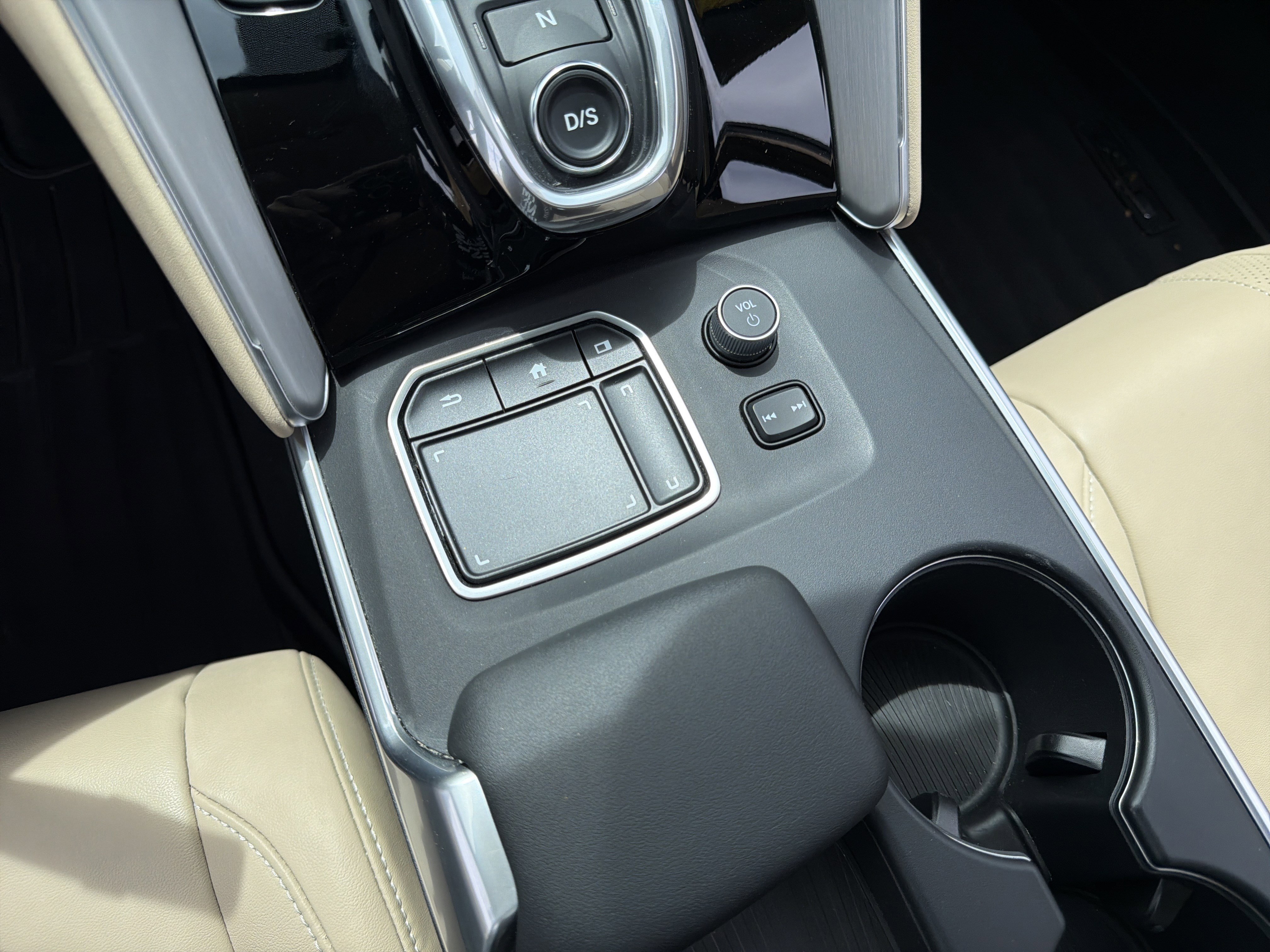 2023 Acura TLX w/ Technology Package