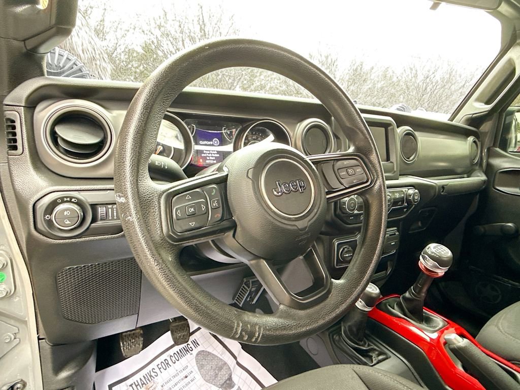 2022 Jeep Gladiator Sport