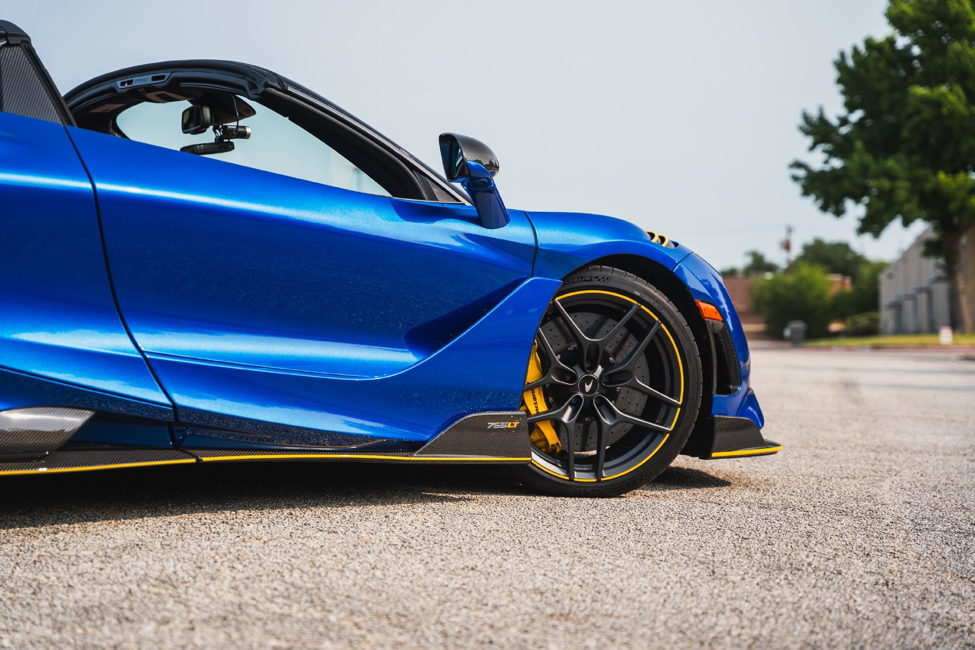 Used 2022 McLaren 765LT photo 21