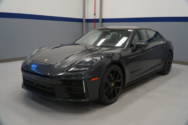 New 2026 Porsche Panamera 4
