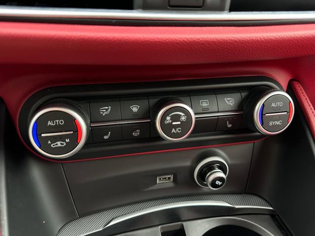 2019 Alfa Romeo Stelvio Ti