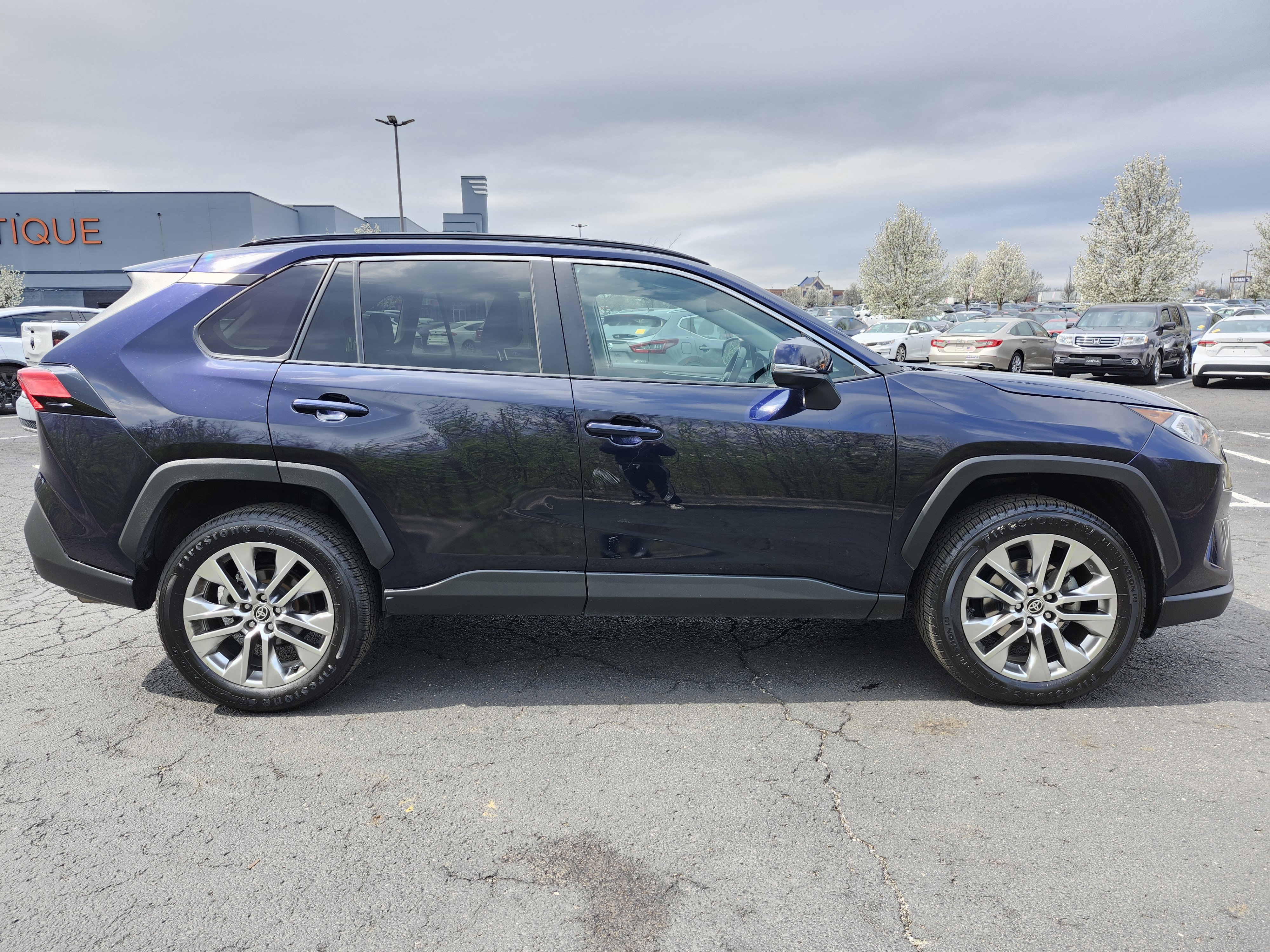 2021 Toyota Rav4 XLE Premium