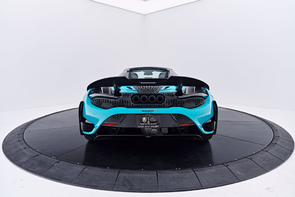 Used 2022 McLaren 765LT photo 21