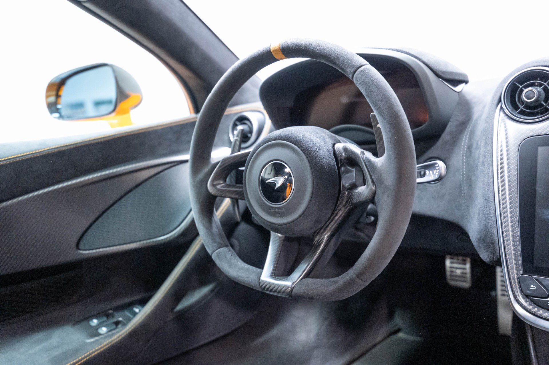 Used 2019 McLaren 600LT photo 27
