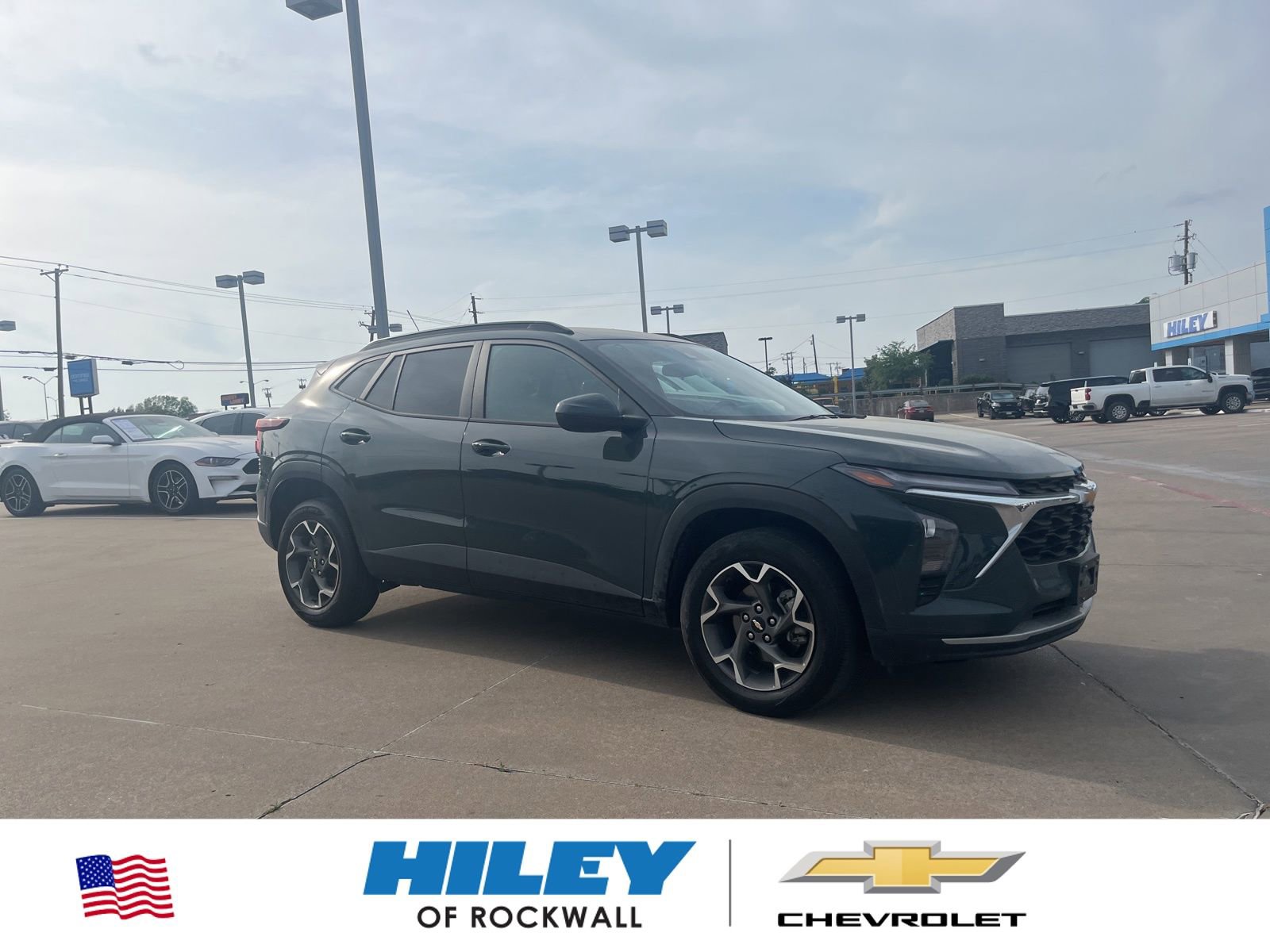 Used 2025 Chevrolet Trax LT w/ Driver Confidence Package