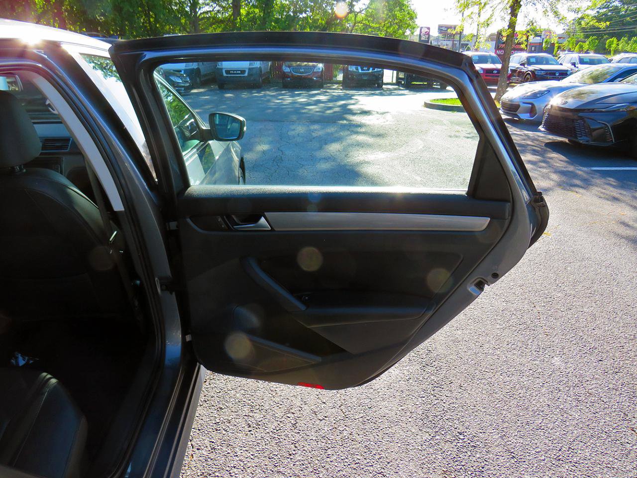 2014 Volkswagen Passat 1.8T SE